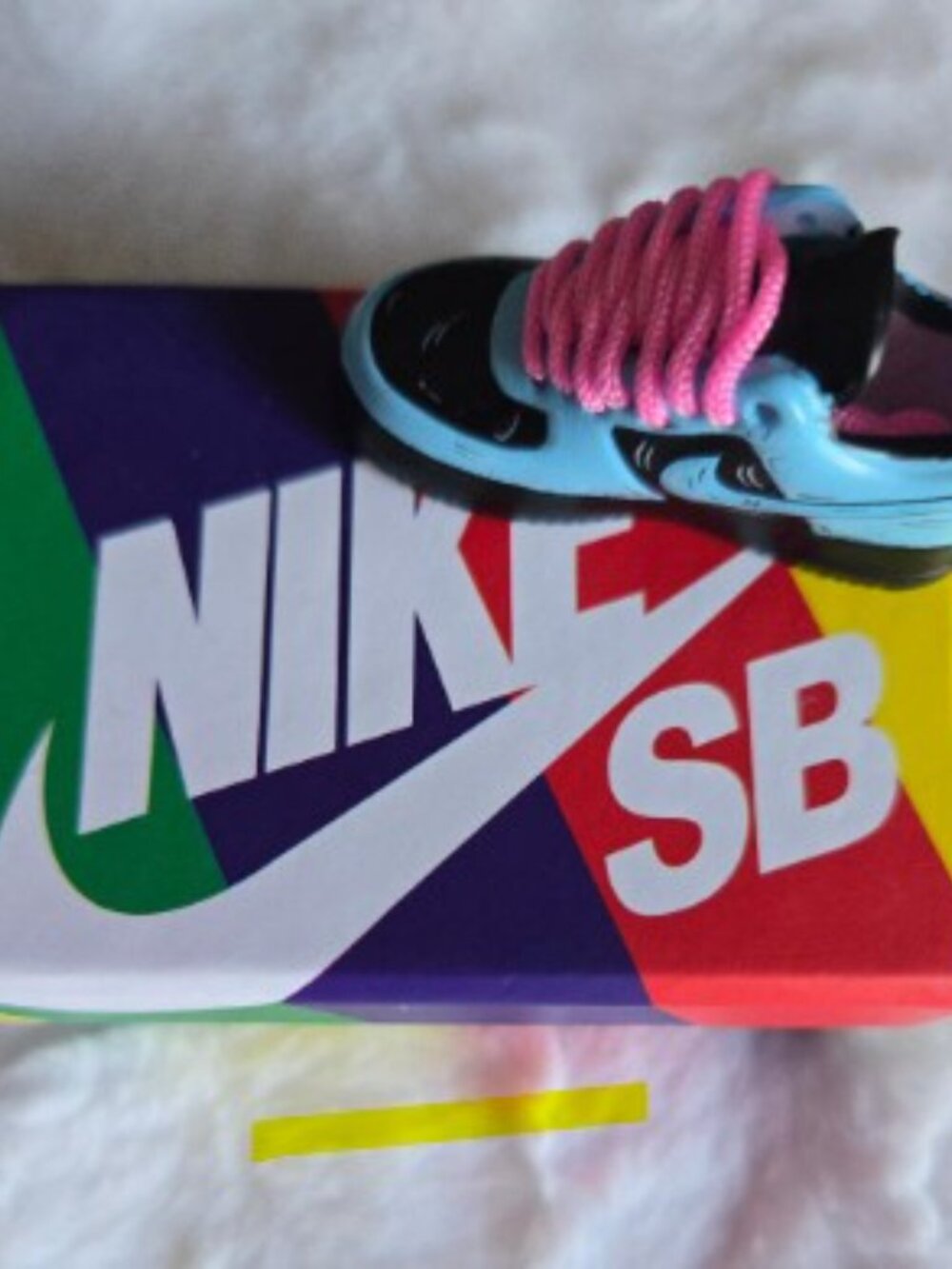 👟NIKE Sneaker Keychain🏀BONUS(1)FREE Basketball Keychain🏀BUNDLE (2)for $25